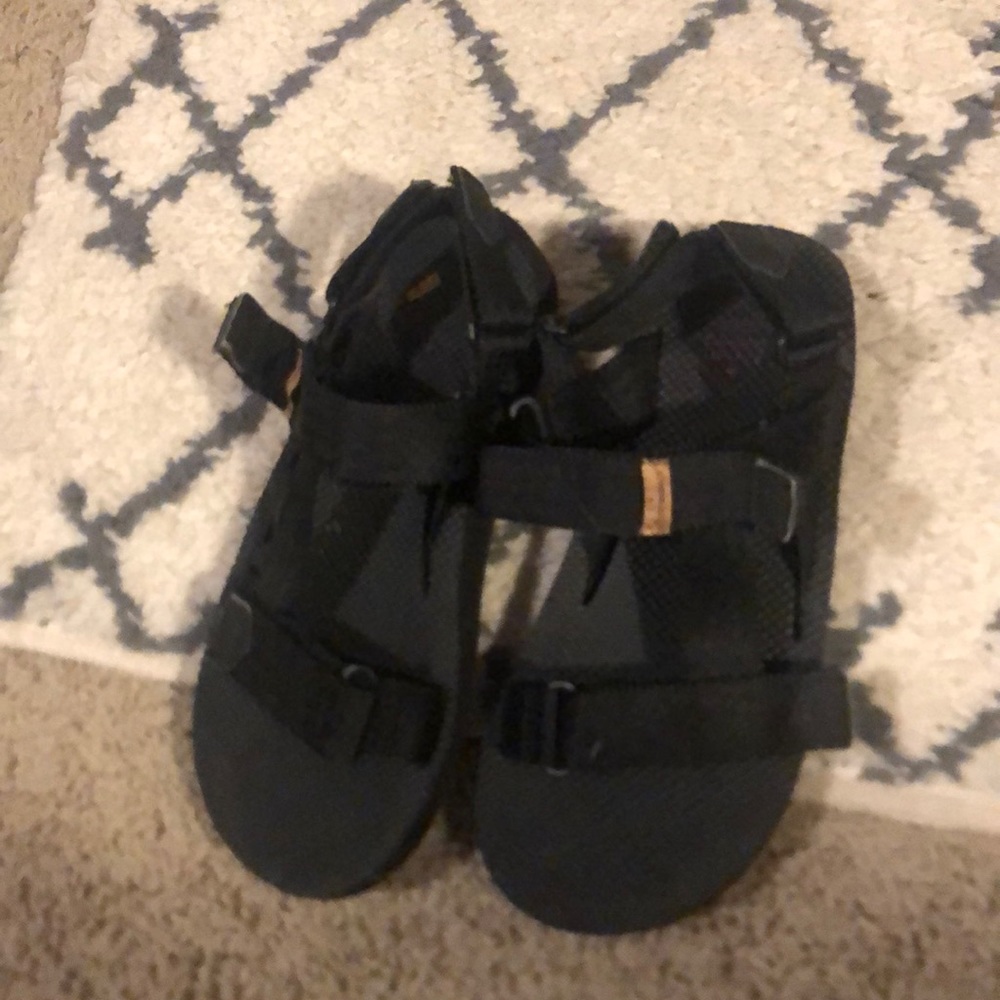 Freewaters brand sandals (teva type style)